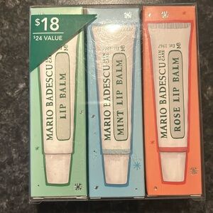 Full Mario Badescu skin care Lip Blam Set
